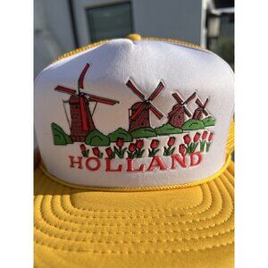 Vintage 70s yellow Holland Michigan Amsterdam tulips trucker mesh snapback hat